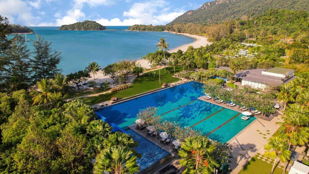 Malaysia Honeymoon Guide for Indian Couples — Langkawi, Penang & Romantic Resorts